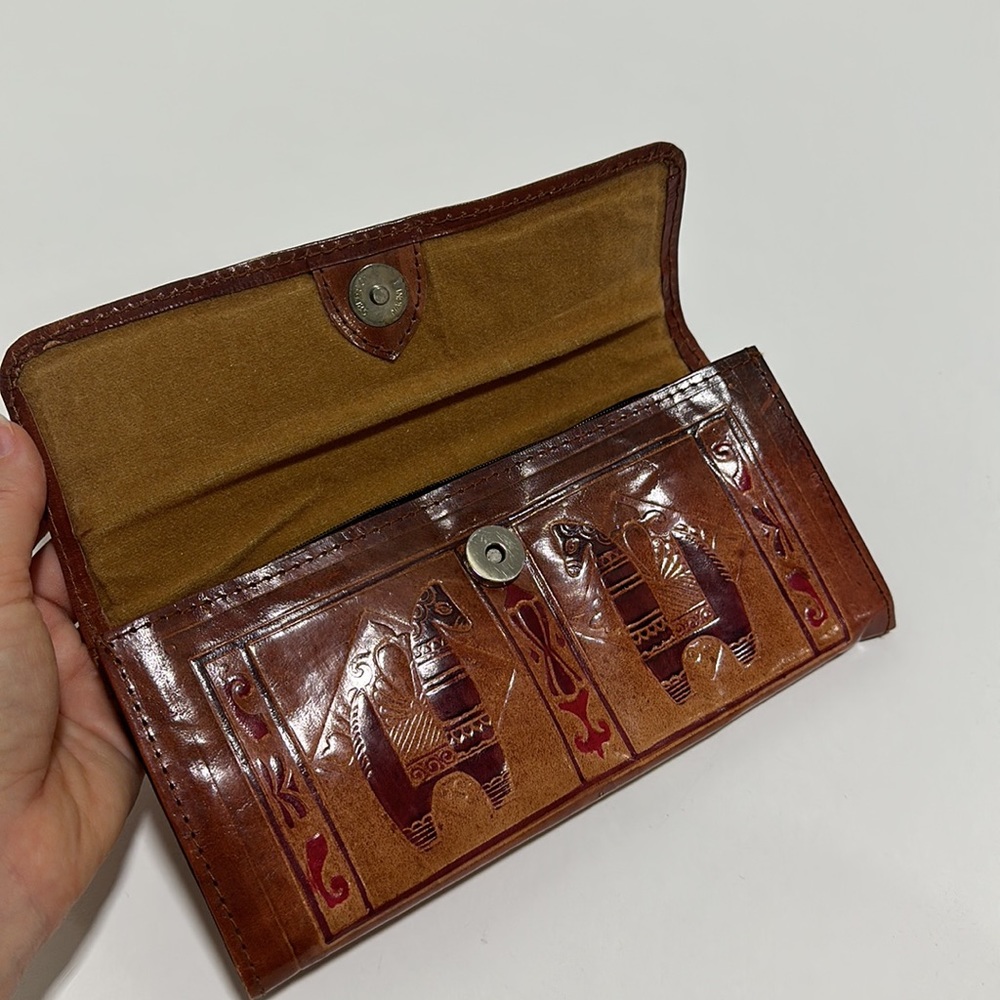 Embossed Brown Clutch/Wallet - Picture 4 of 6